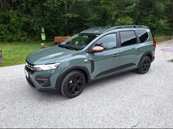 Dacia Jogger 2023 photo 2
