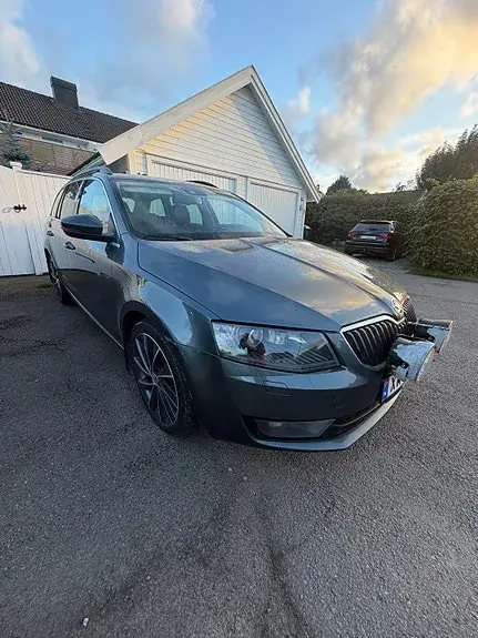 Skoda Octavia 2017 photo 2