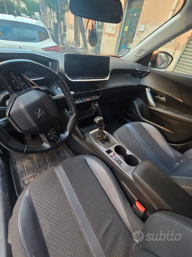 Peugeot 2008 2020 photo 3