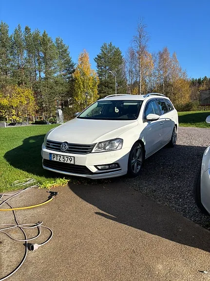 Volkswagen Passat 2014 photo 2