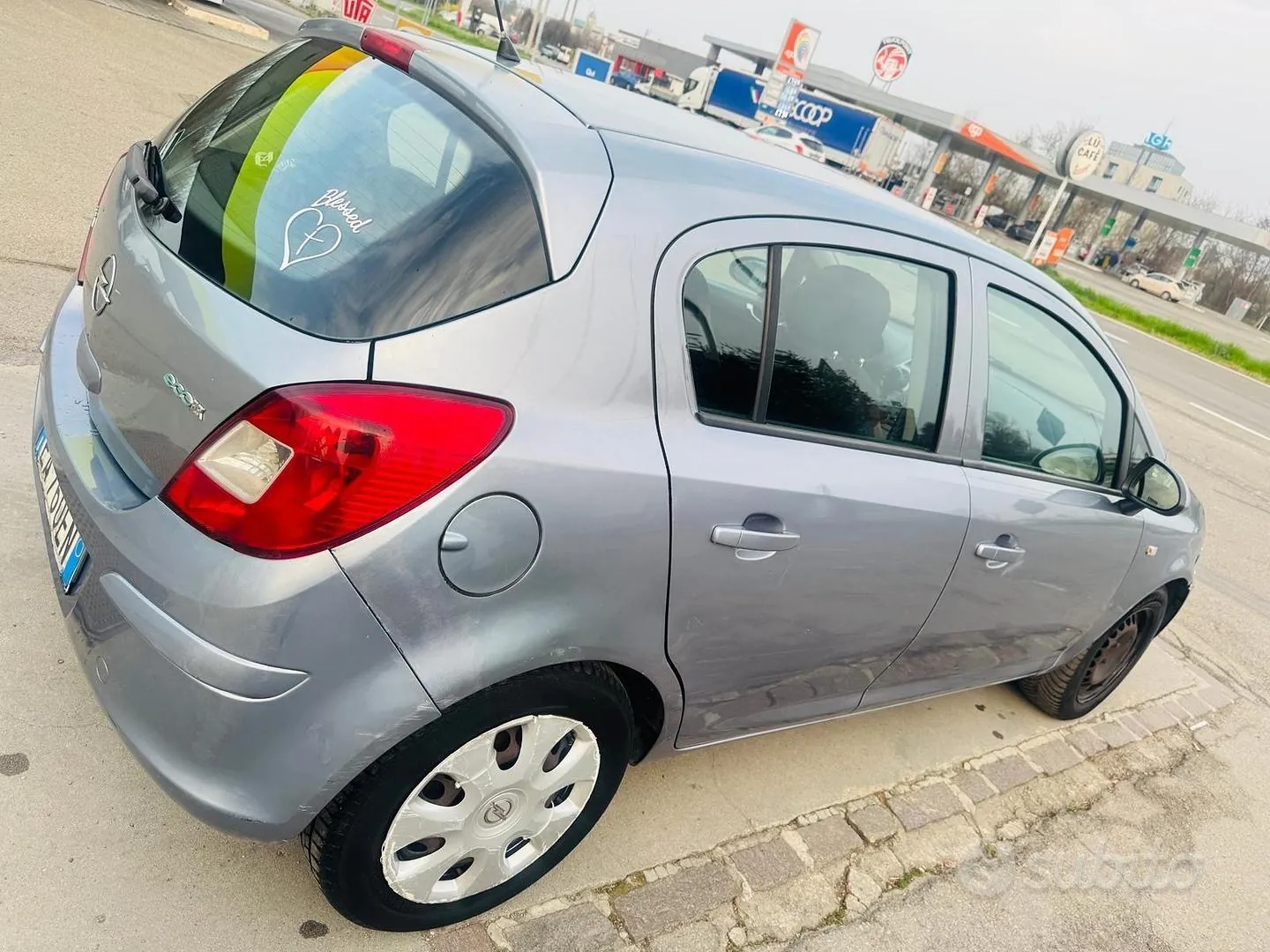 Opel Corsa 2010 photo 3