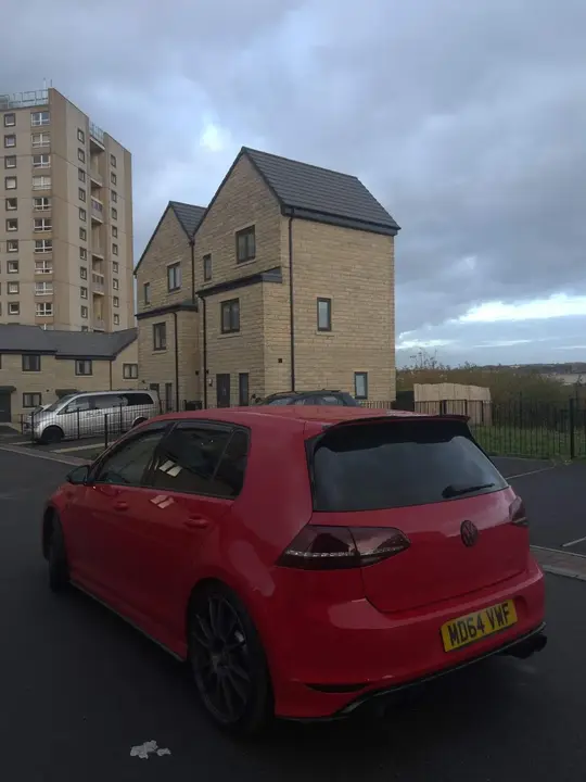 Volkswagen Golf R 2015 photo 2