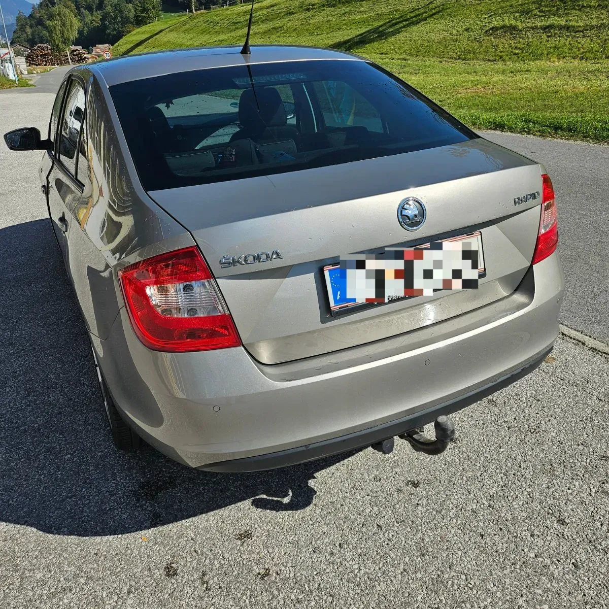 Skoda Rapid 2013 photo 3