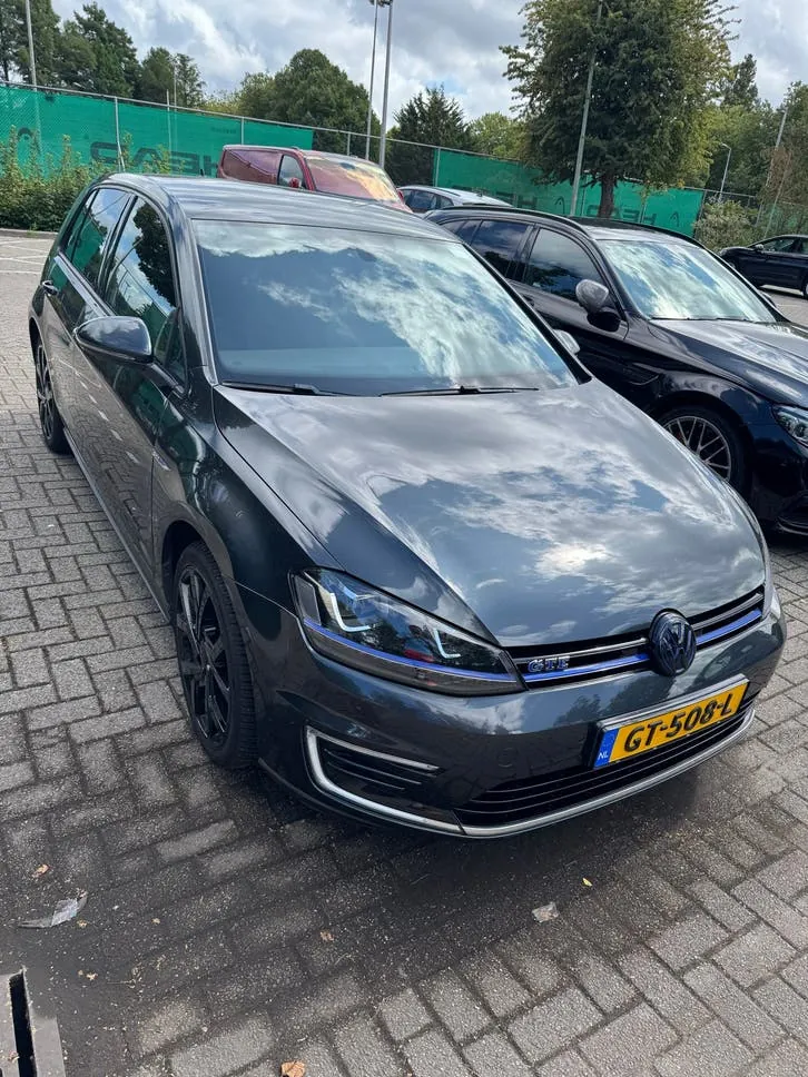Volkswagen Golf 2015 photo 2