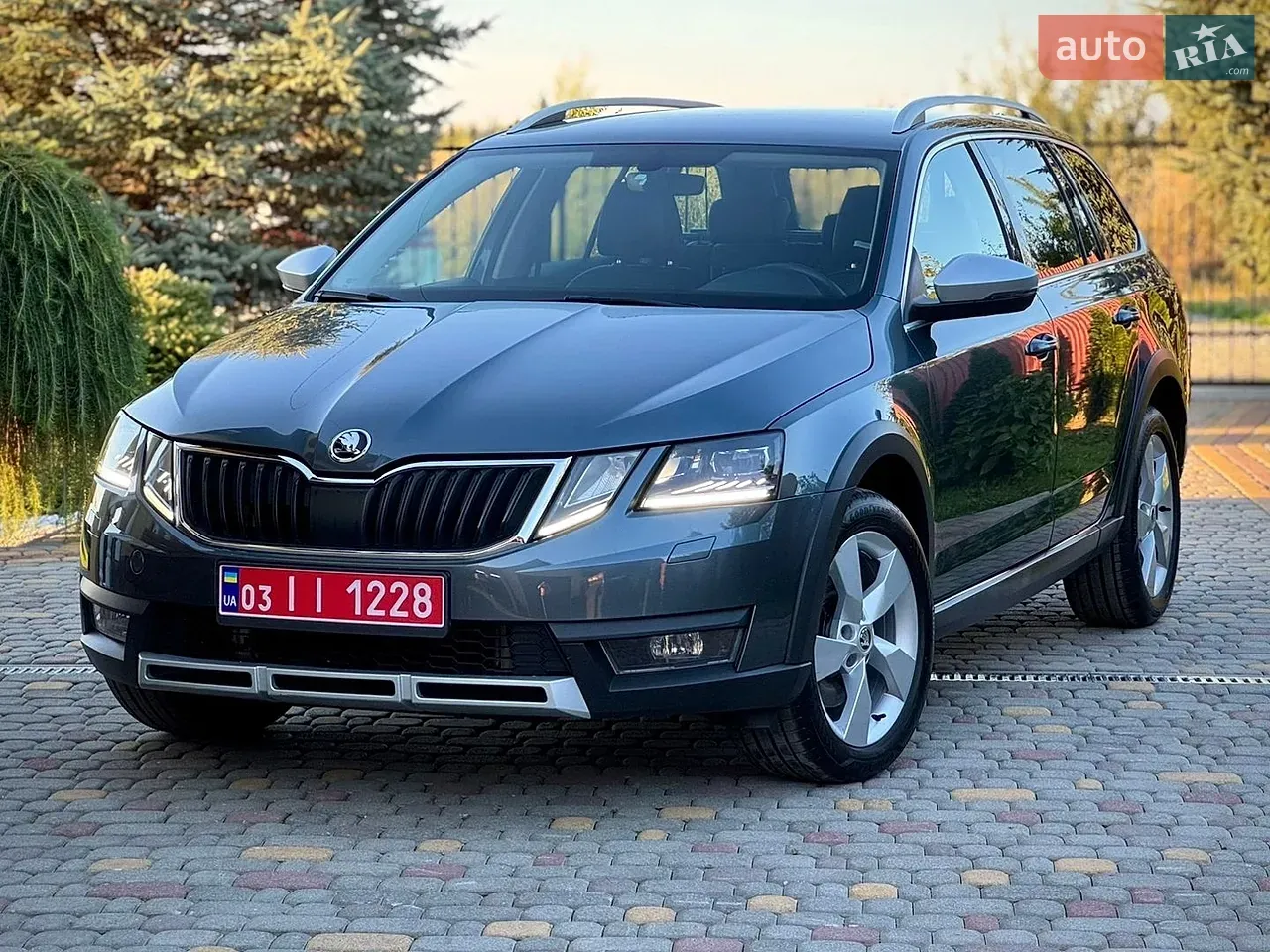 Skoda Octavia Scout 2017 photo 2