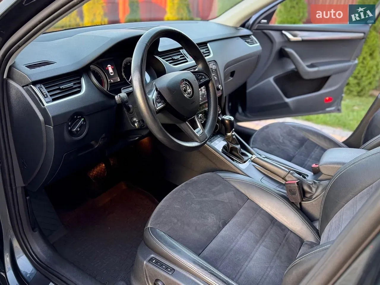 Skoda Octavia Scout 2017 photo 5