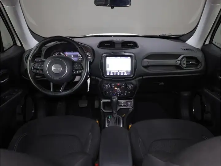 Jeep Renegade 2018 photo 2