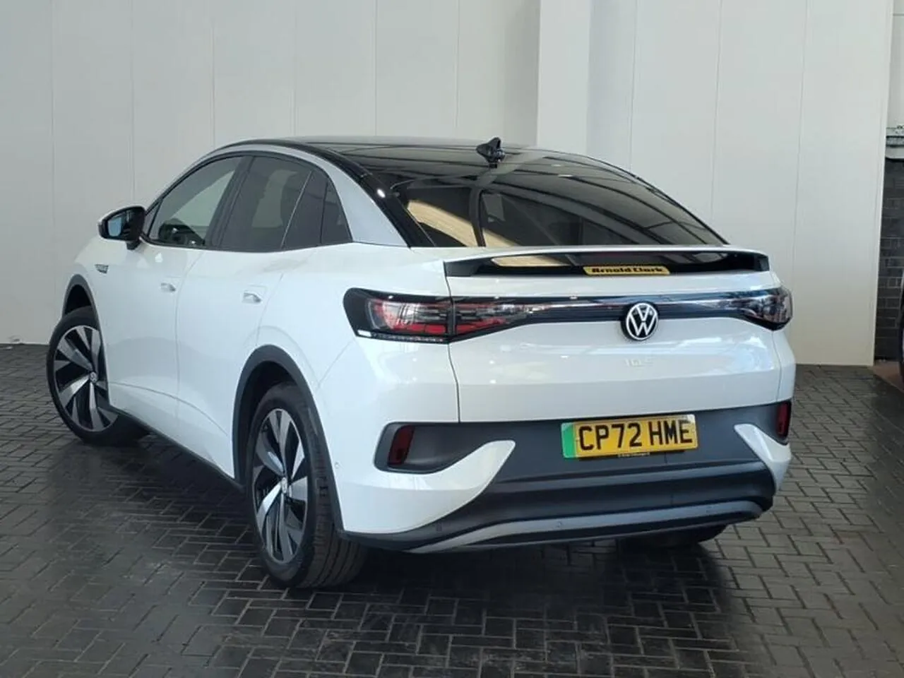 Volkswagen Id.5 2022 photo 2