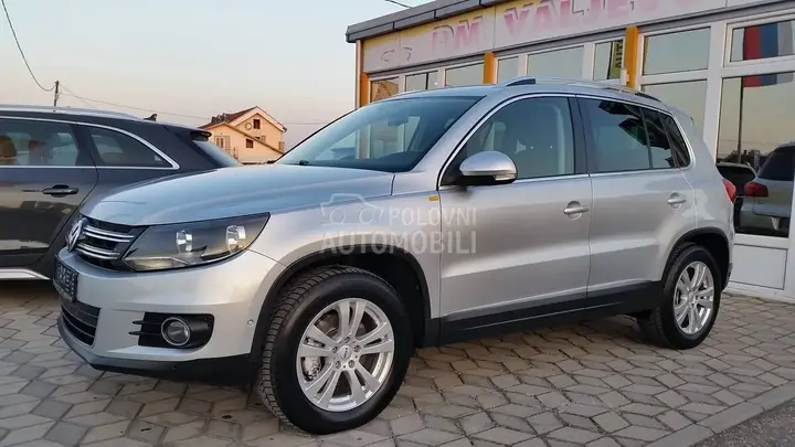 Volkswagen Tiguan 2012 photo 2