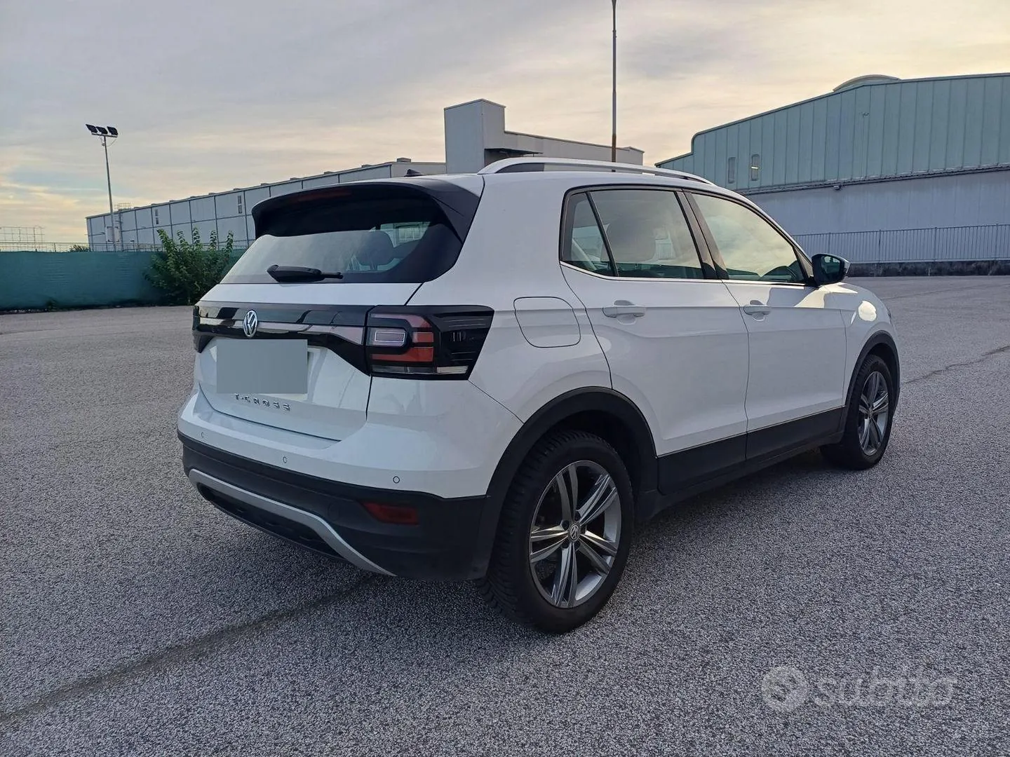 Volkswagen T-Cross 2019 photo 2