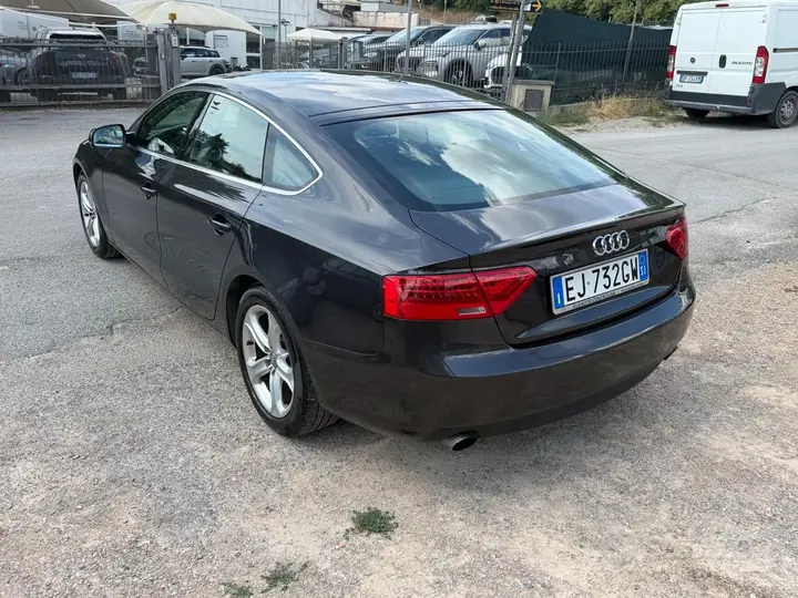 Audi A5 2011 photo 4
