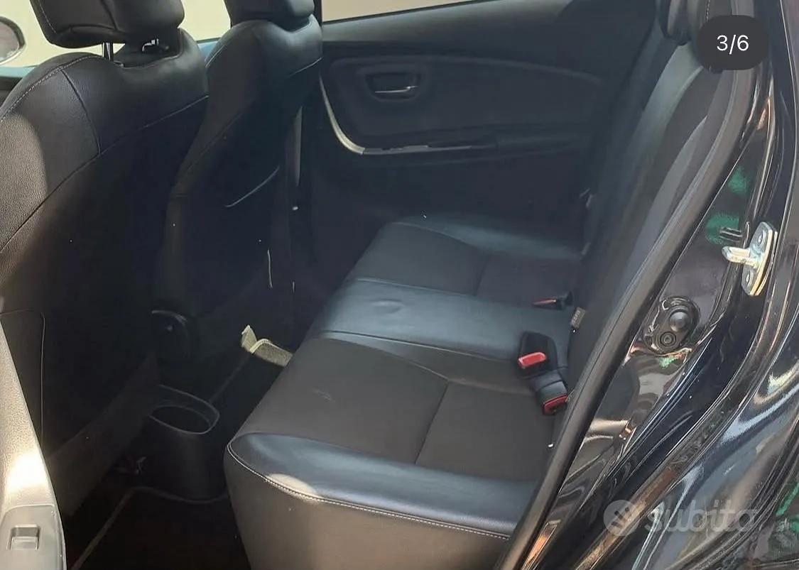 Toyota Yaris 2014 photo 4