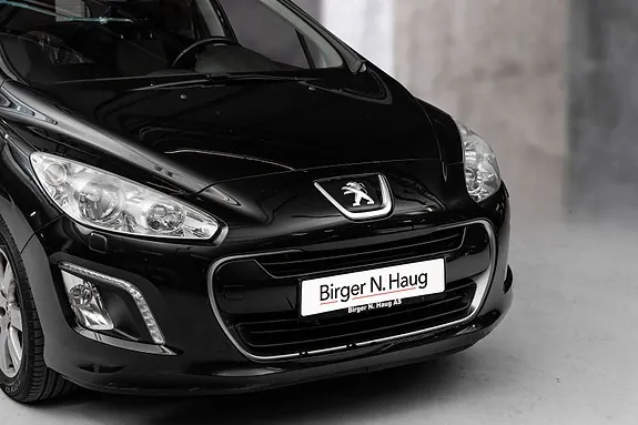 Peugeot 308 2013 photo 2