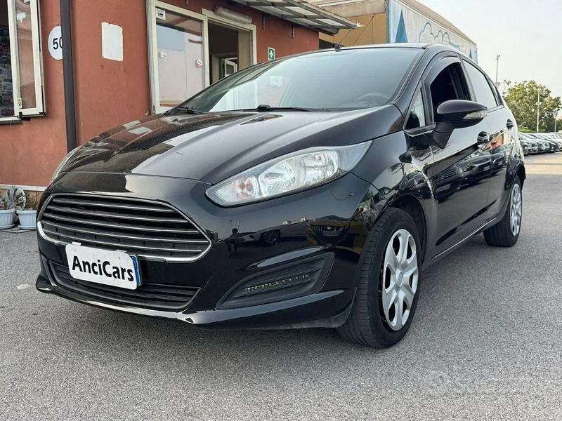 Ford Fiesta 2013 photo 3