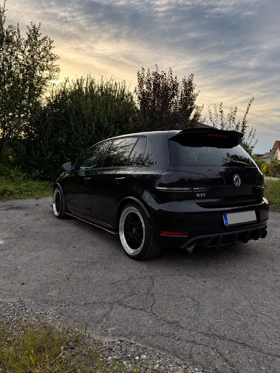 Volkswagen Golf Gti 2012 photo 3