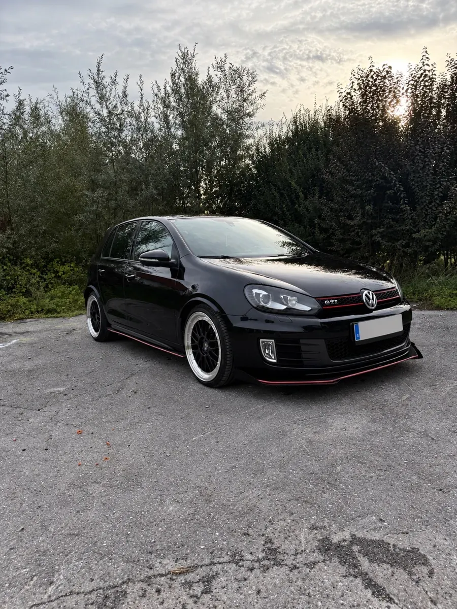 Volkswagen Golf Gti 2012 photo 2