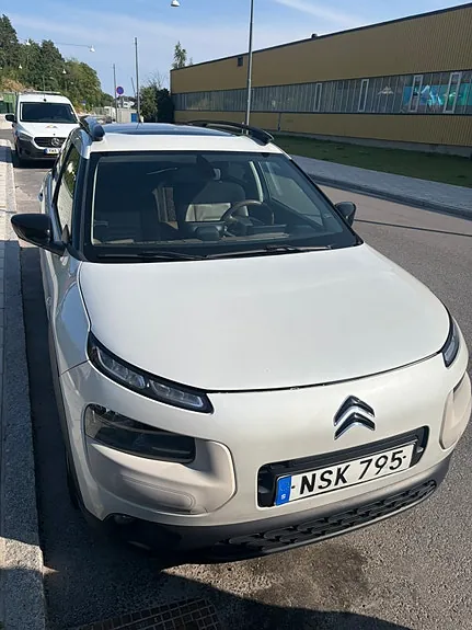 Citroen C4 Cactus 2015 photo 2