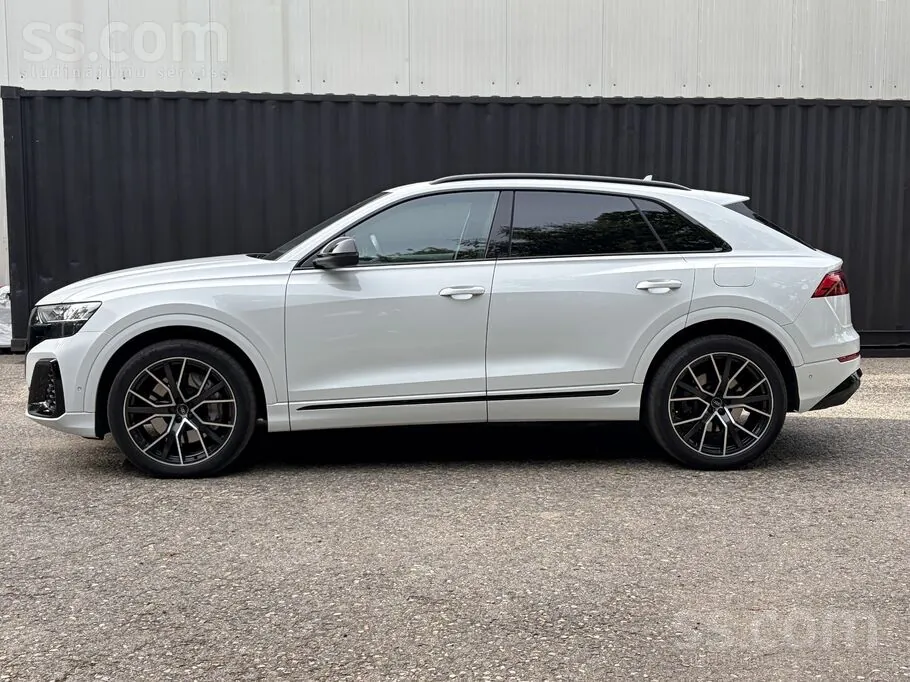 Audi Q8 2024 photo 2