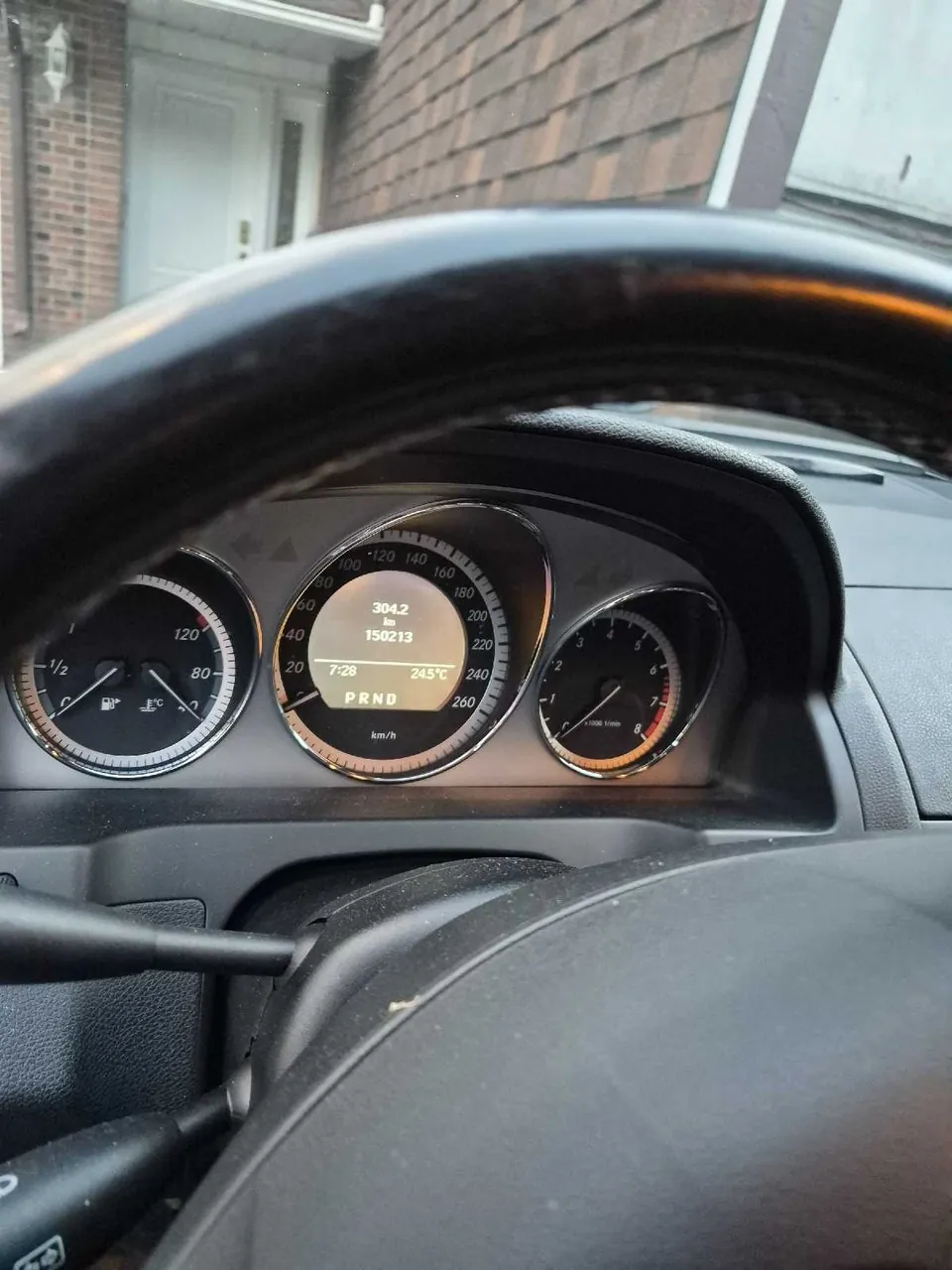Mercedes-Benz C-Class 2011 photo 3