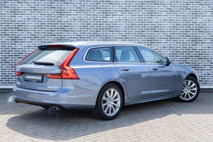 Volvo V90 2018 photo 2