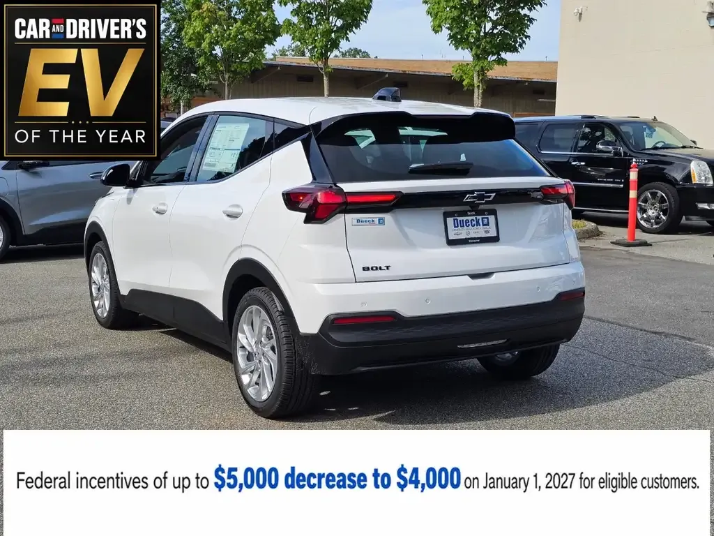 Chevrolet Bolt 2027 photo 5