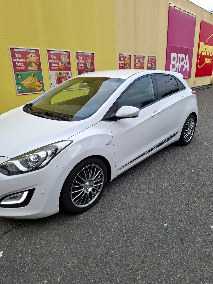 Hyundai I30 2013 photo 2