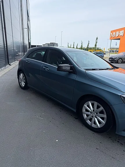 Mercedes-Benz A180 2013 photo 4