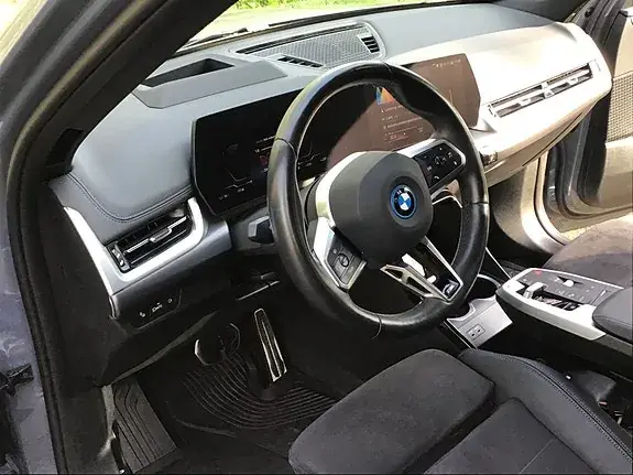 BMW Ix1 2023 photo 5
