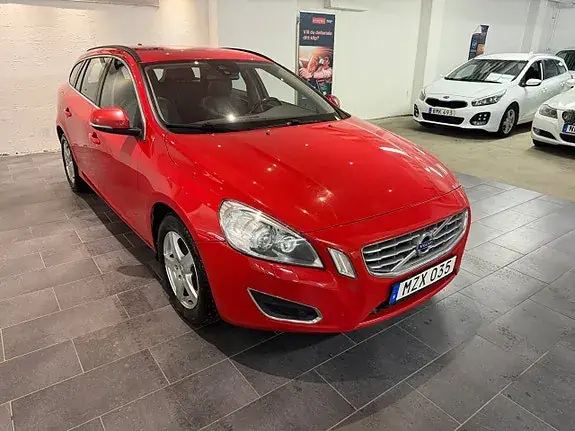 Volvo V60 2013 photo 2