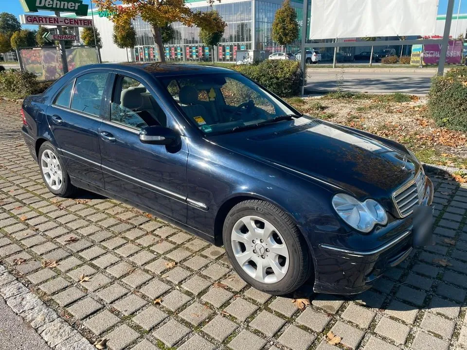 Mercedes-Benz C 180