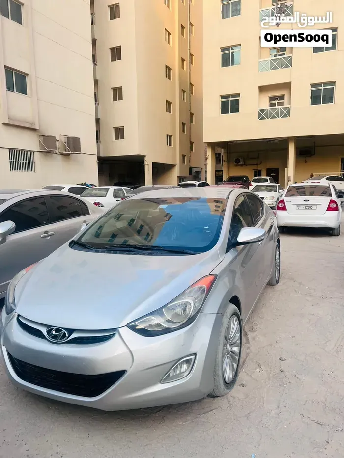 Hyundai Elantra 2012 photo 2