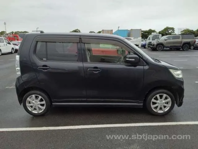 Suzuki Wagon R X 2014 photo 5