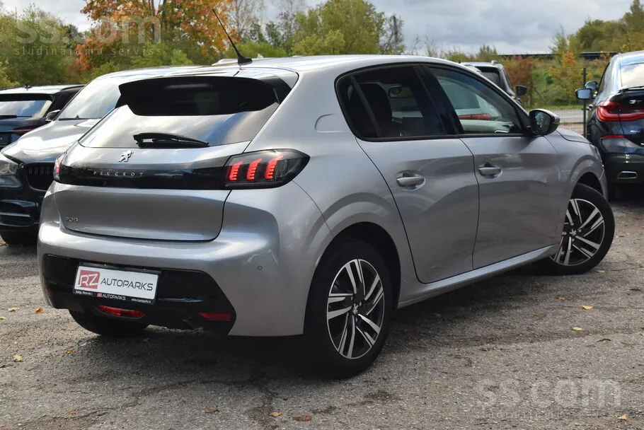Peugeot 208 2021 photo 2