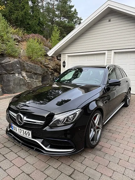 Mercedes-Benz C63 2016 photo 2