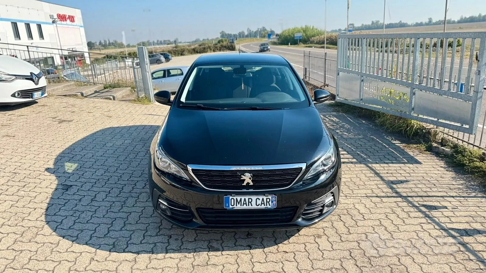 Peugeot 308 2018 photo 2