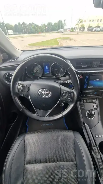 Toyota Auris 2016 photo 5