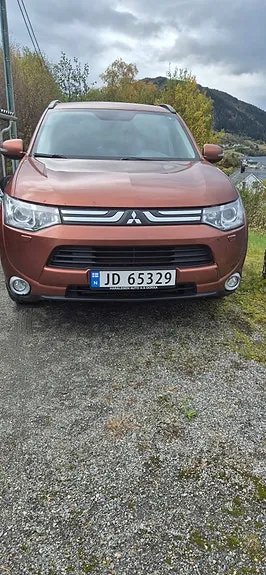Mitsubishi Outlander 2013 photo 5