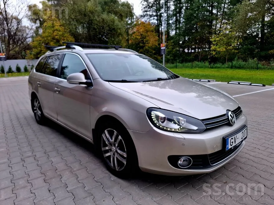 Volkswagen Golf 2012 photo 4