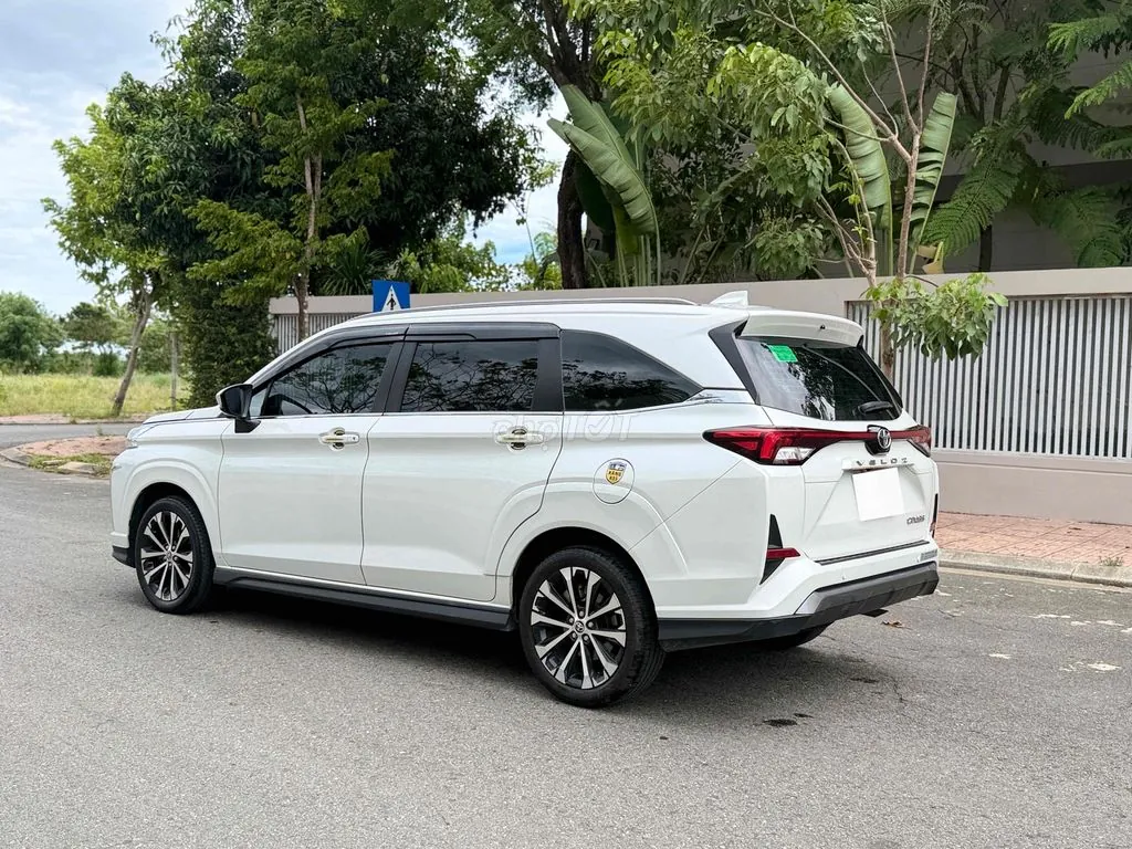 Toyota Veloz Cross 2025 photo 2