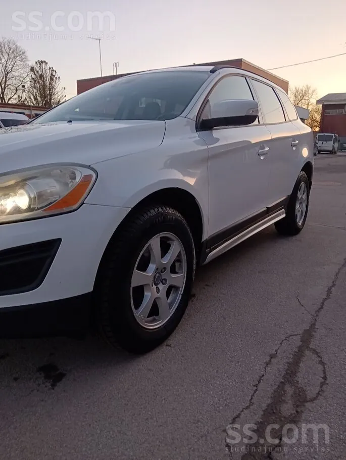 Volvo Xc60 2012 photo 4