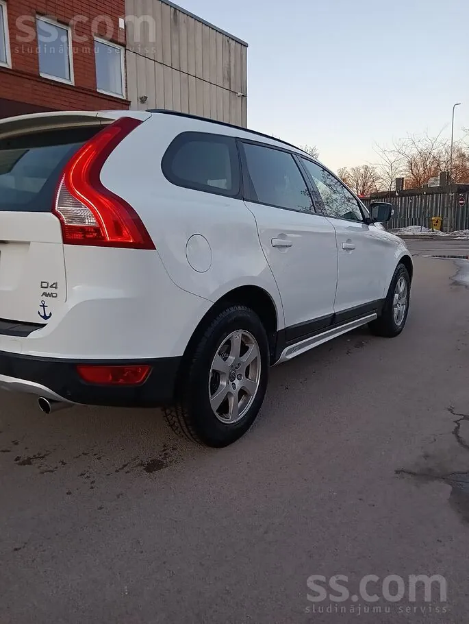 Volvo Xc60 2012 photo 2