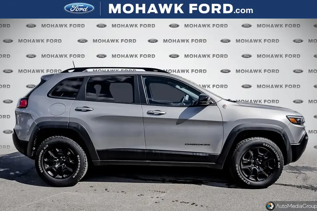 Jeep Cherokee 2022 photo 3
