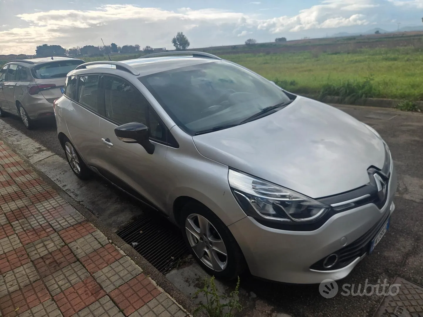Renault Clio 2014 photo 2