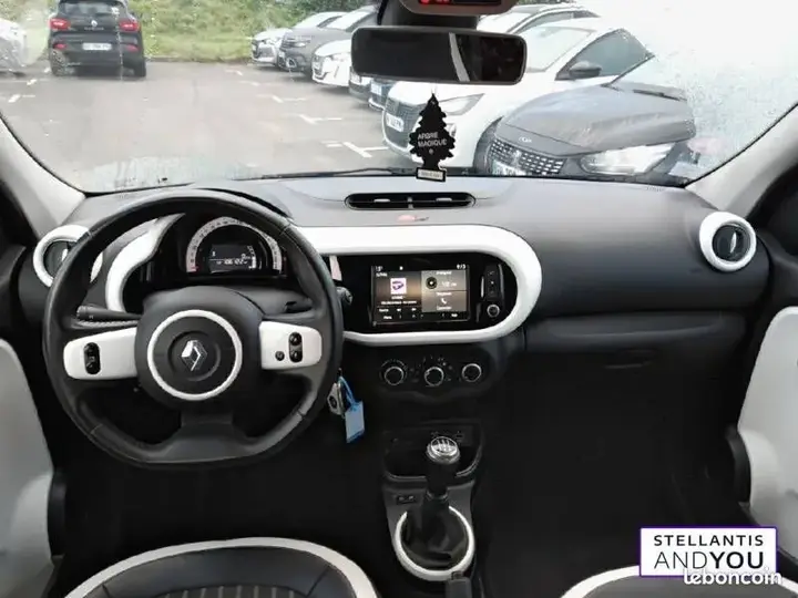 Renault Twingo 2020 photo 2