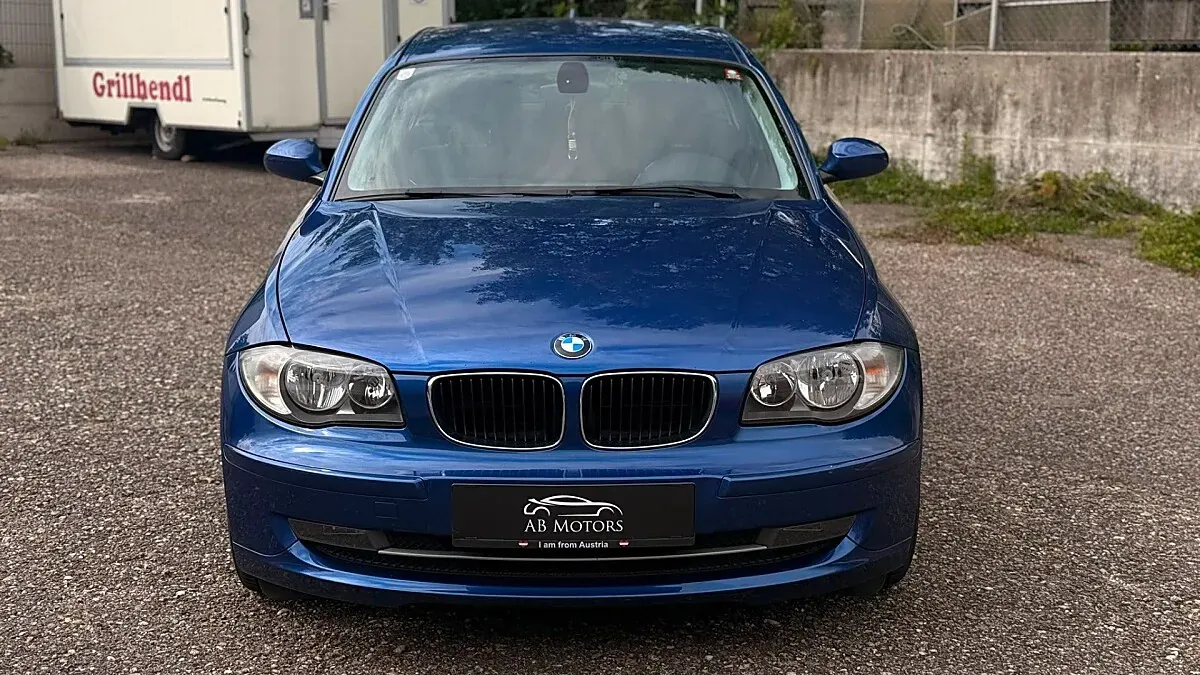 BMW 1 Series 2008 photo 2