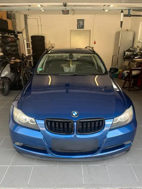BMW 318I
