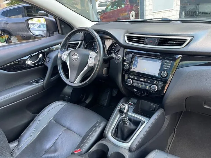 Nissan Qashqai 2017 photo 2