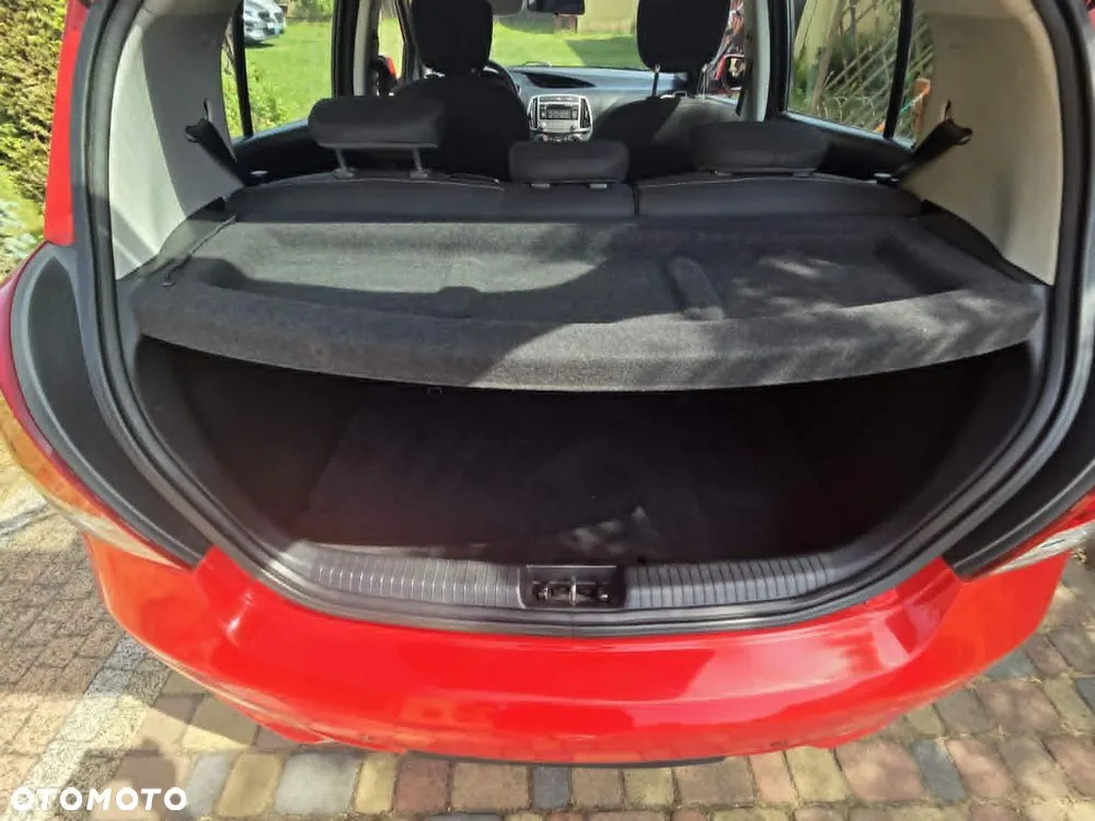 Hyundai I20 2013 photo 2