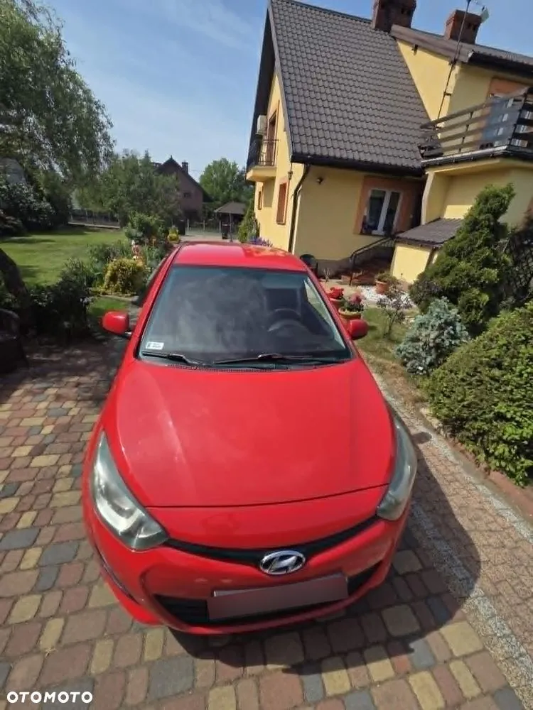 Hyundai I20