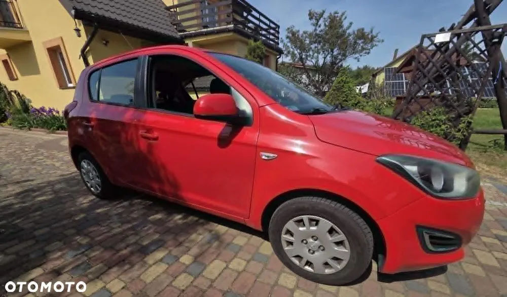 Hyundai I20 2013 photo 3